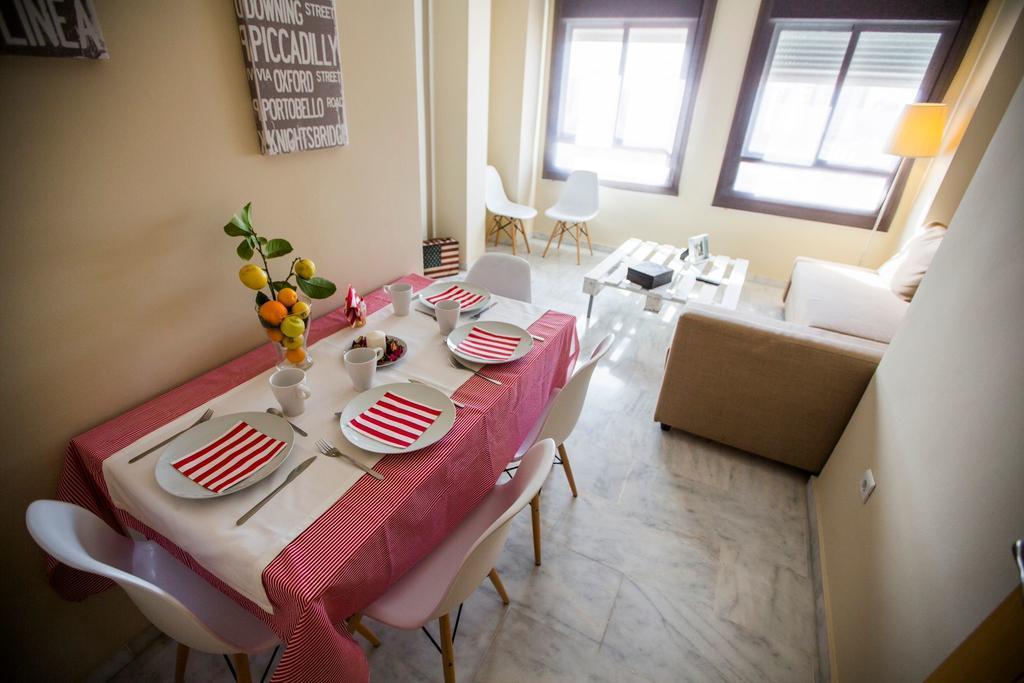 Ab Dominicum Apartamentos Málaga Chambre photo
